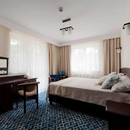 Проживание в семье Morskie Oko